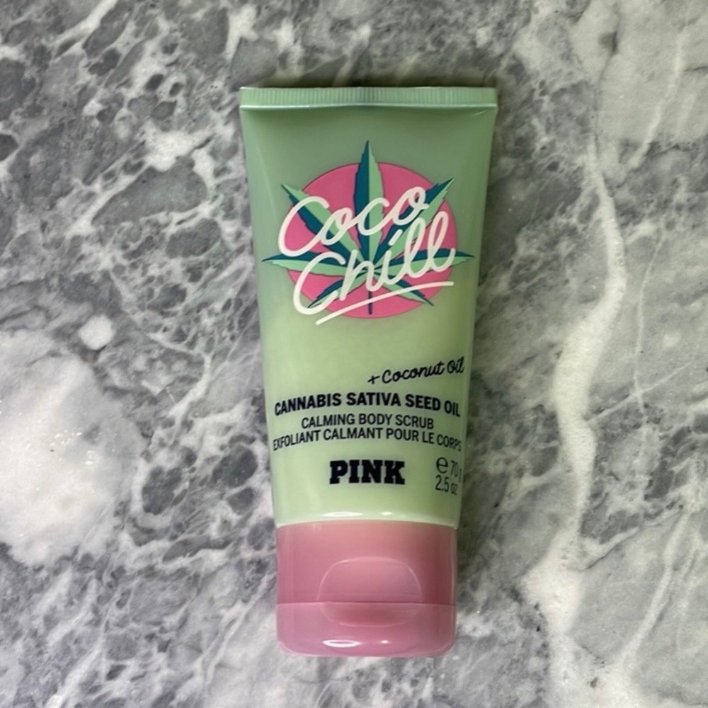 New Victorias Secret PINK Coco Chill Body Scrub